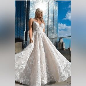 Martina Liana custom wedding dress, style 1325